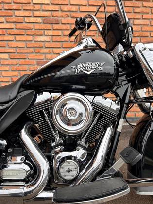 HARLEY-DAVIDSON ROAD KING CLASSIC HARLEY-DAVIDSON ROAD KING CLASSIC